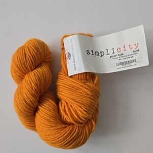 Skacel Simplicity Superwash Merino Wool Blend Orange Yarn 1 Hank